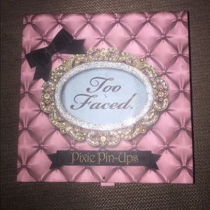 Too Faced Pixie Pin-Ups Eyeshadow palette